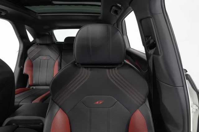 2022 Bentley Bentayga - Image 4 of 24