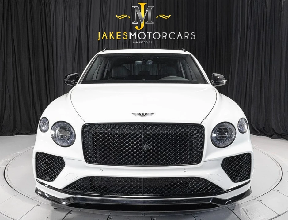 2022 Bentley Bentayga - Image 17 of 31