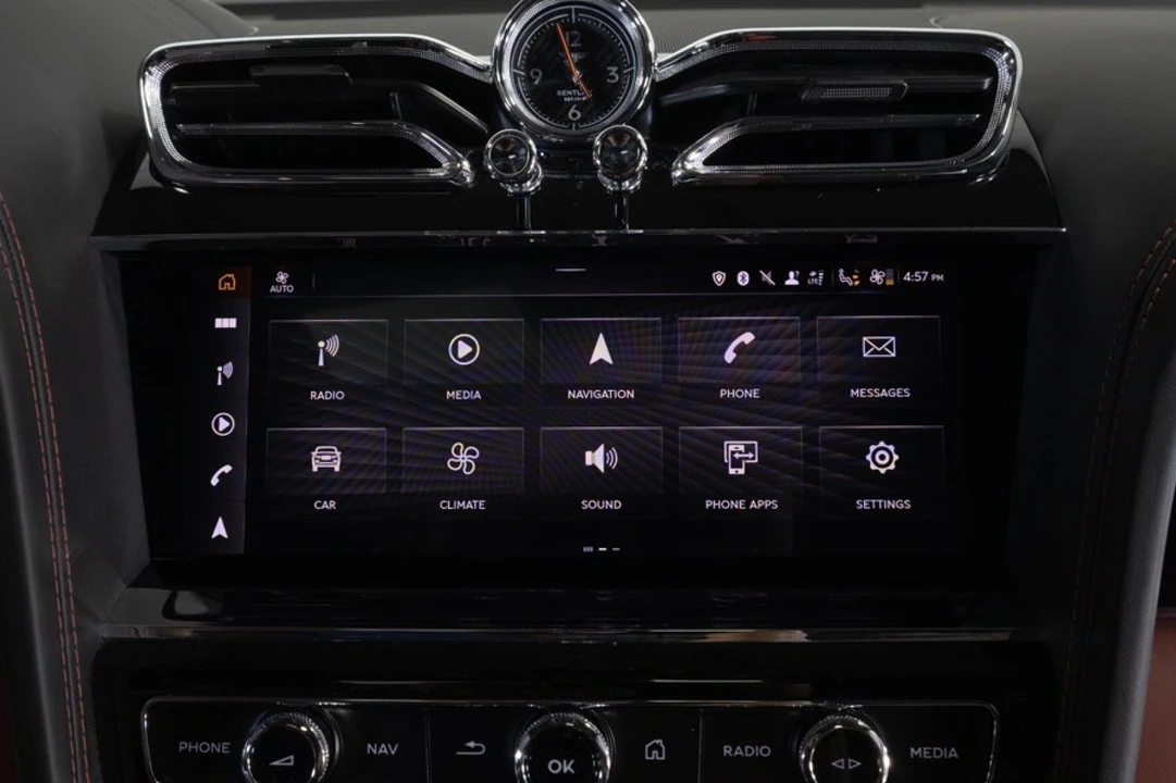 2022 Bentley Bentayga - Image 26 of 31