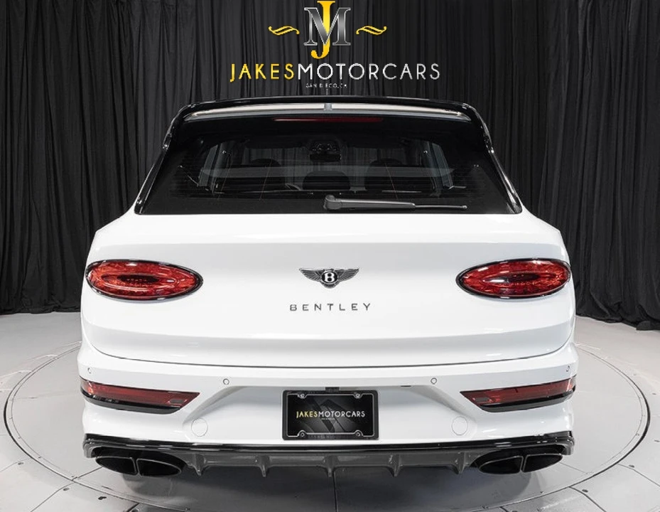 2022 Bentley Bentayga - Image 9 of 31