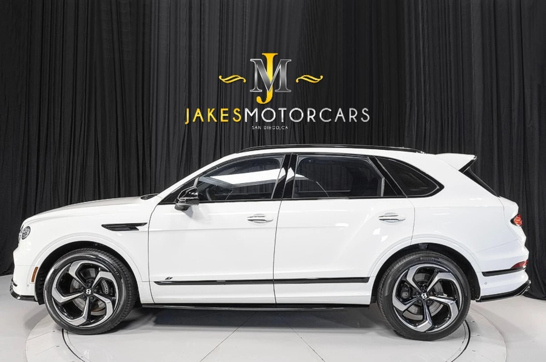 2022 Bentley Bentayga - Image 2 of 31