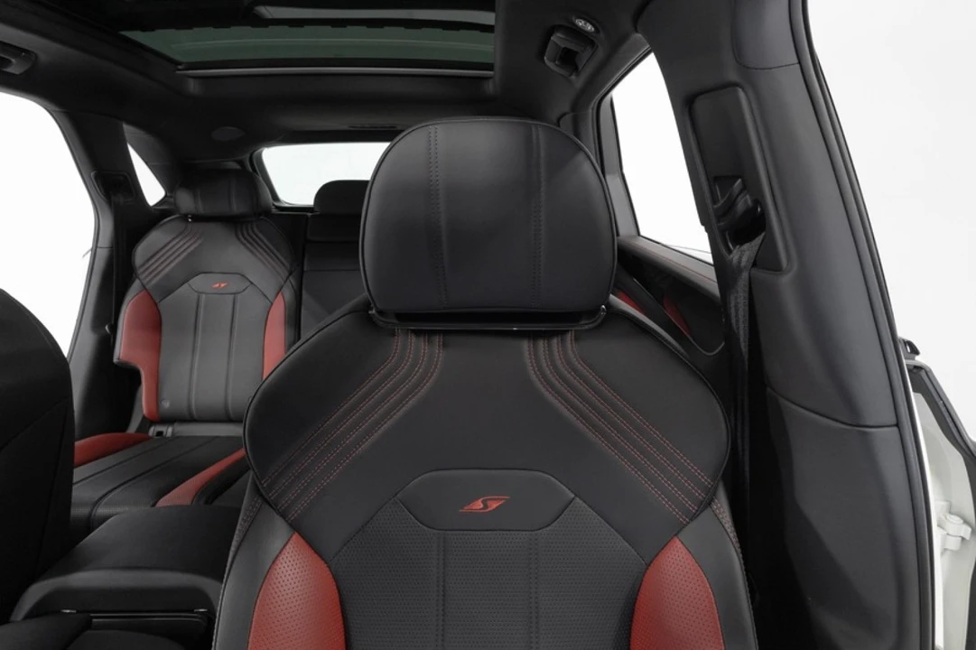 2022 Bentley Bentayga - Image 4 of 31