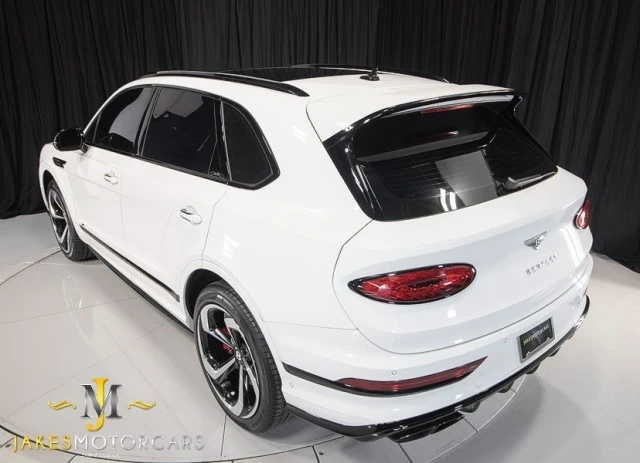 2022 Bentley Bentayga - Image 7 of 21