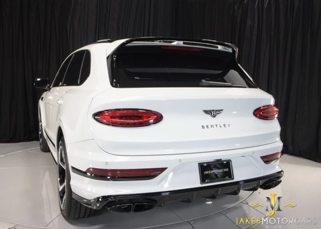 2022 Bentley Bentayga - Image 8 of 21
