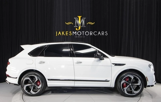 2022 Bentley Bentayga - Image 13 of 21