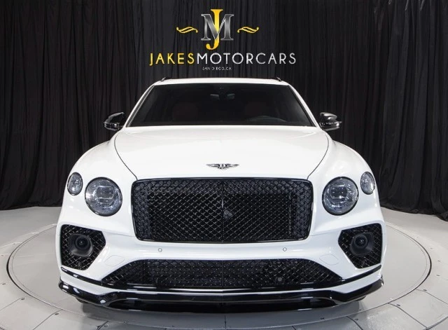 2022 Bentley Bentayga - Image 17 of 21
