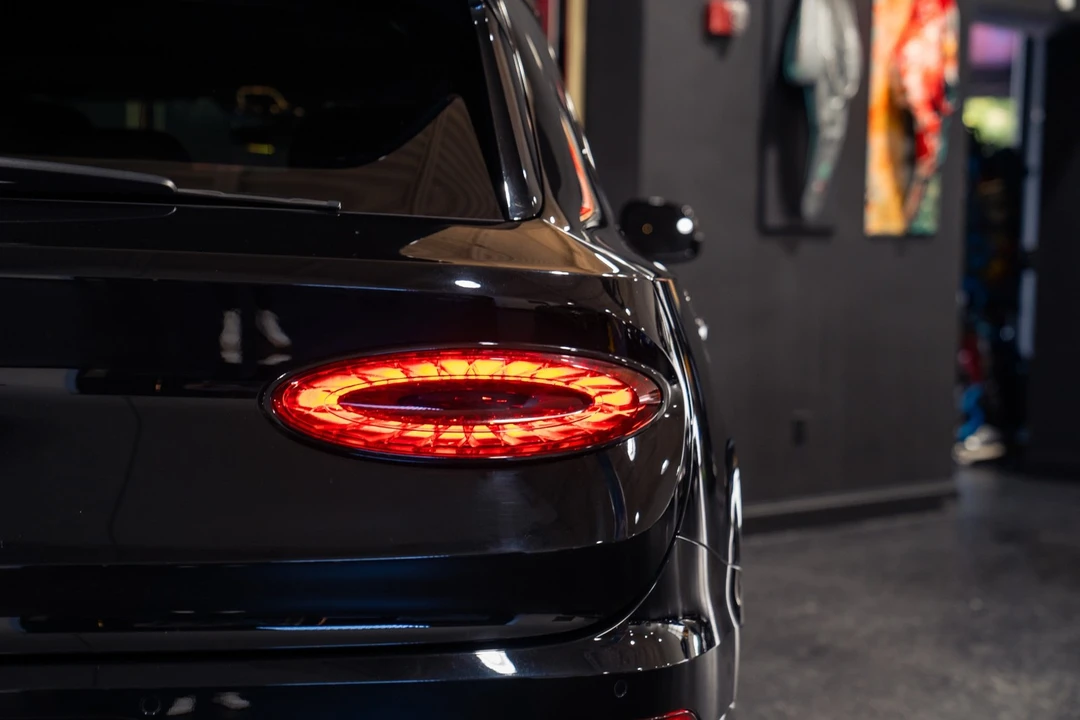 2022 Bentley Bentayga - Image 18 of 31