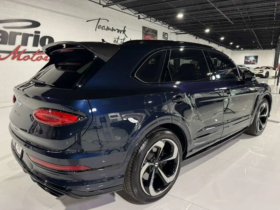 2022 Bentley Bentayga - Image 7 of 12