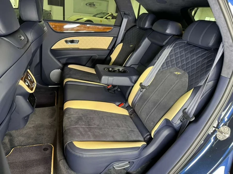 2022 Bentley Bentayga - Image 12 of 12