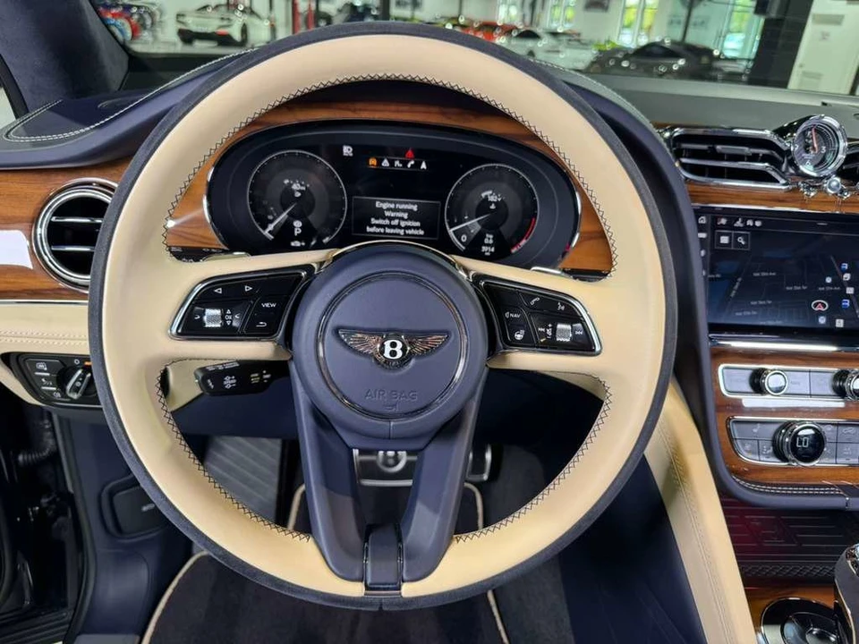 2022 Bentley Bentayga - Image 21 of 21