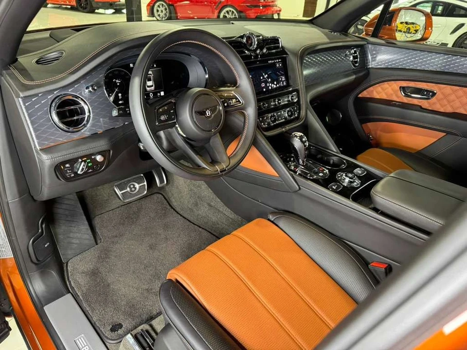 2022 Bentley Bentayga - Image 9 of 12