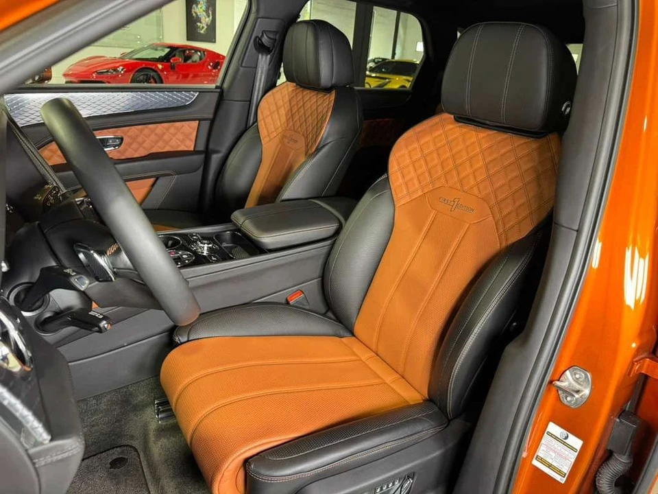 2022 Bentley Bentayga - Image 10 of 12