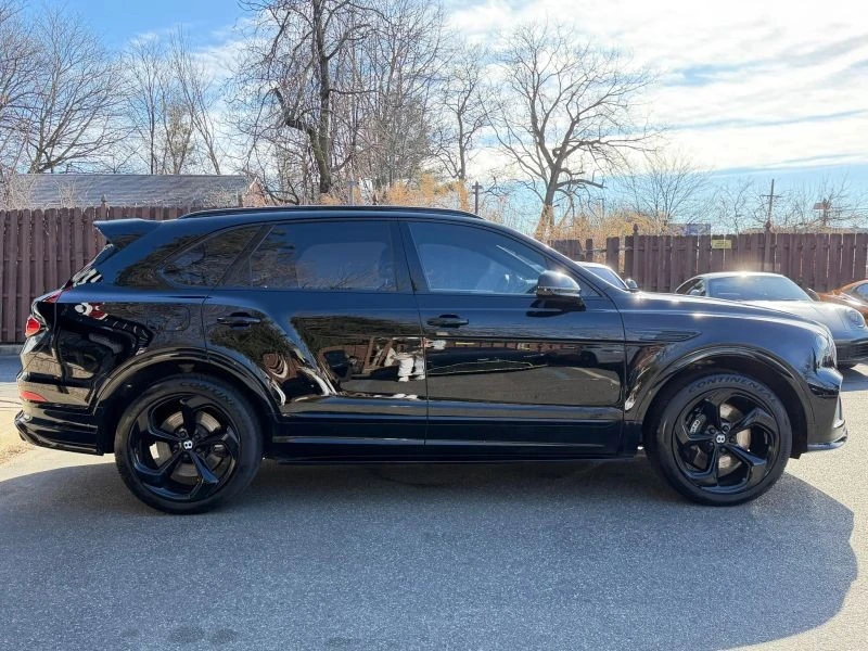 2022 Bentley Bentayga - Image 4 of 12
