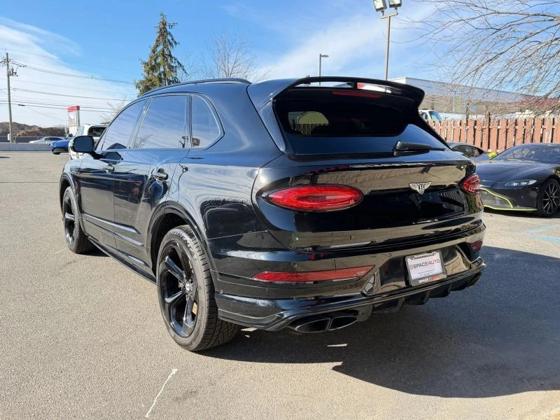 2022 Bentley Bentayga - Image 7 of 12
