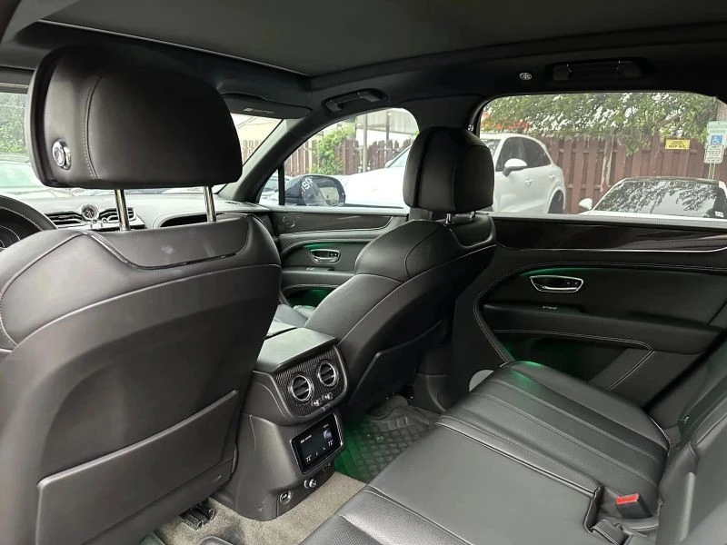 2022 Bentley Bentayga - Image 12 of 12