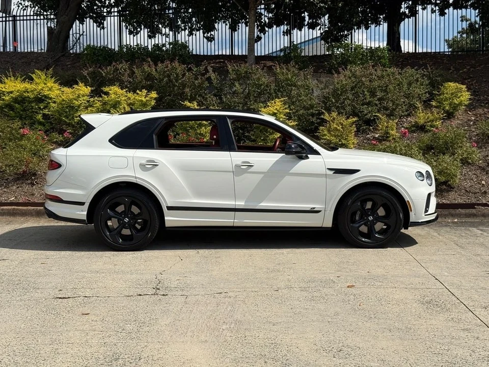 2022 Bentley Bentayga - Image 6 of 21