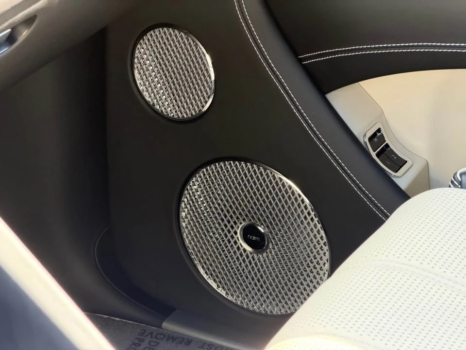 2022 Bentley Bentayga - Image 11 of 14