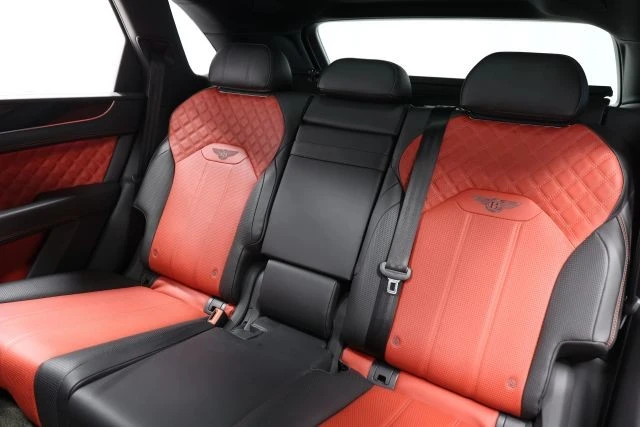 2022 Bentley Bentayga - Image 3 of 31