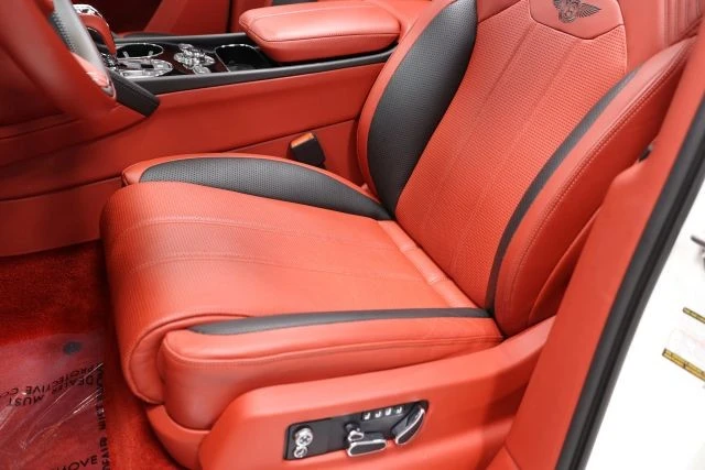 2022 Bentley Bentayga - Image 22 of 31