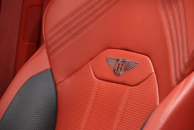 2022 Bentley Bentayga - Image 20 of 31