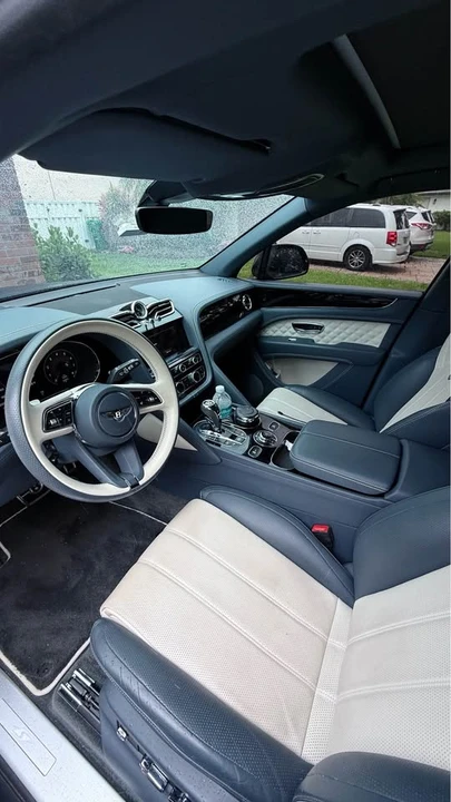 2022 Bentley Bentayga - Image 3 of 8