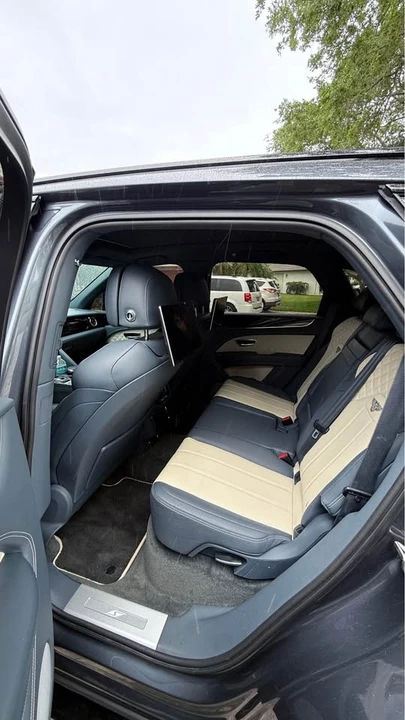 2022 Bentley Bentayga - Image 6 of 8