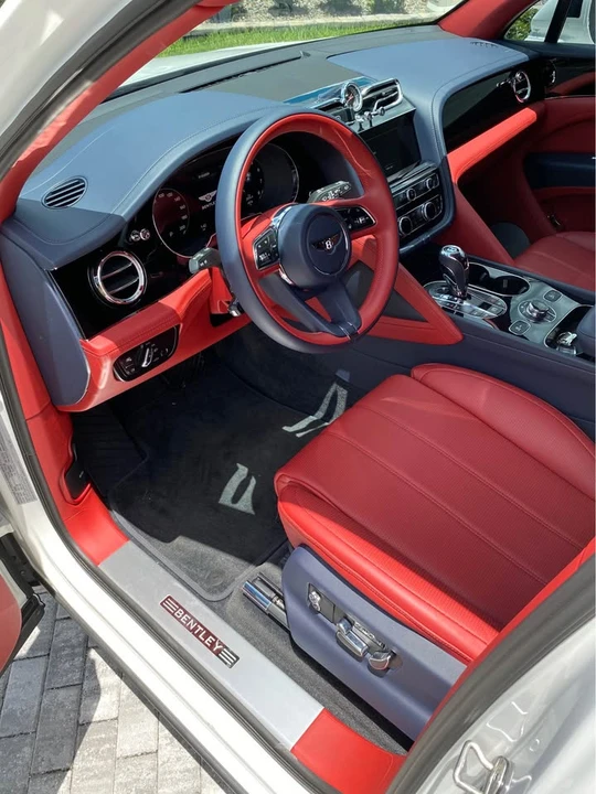 2022 Bentley Bentayga - Image 6 of 18