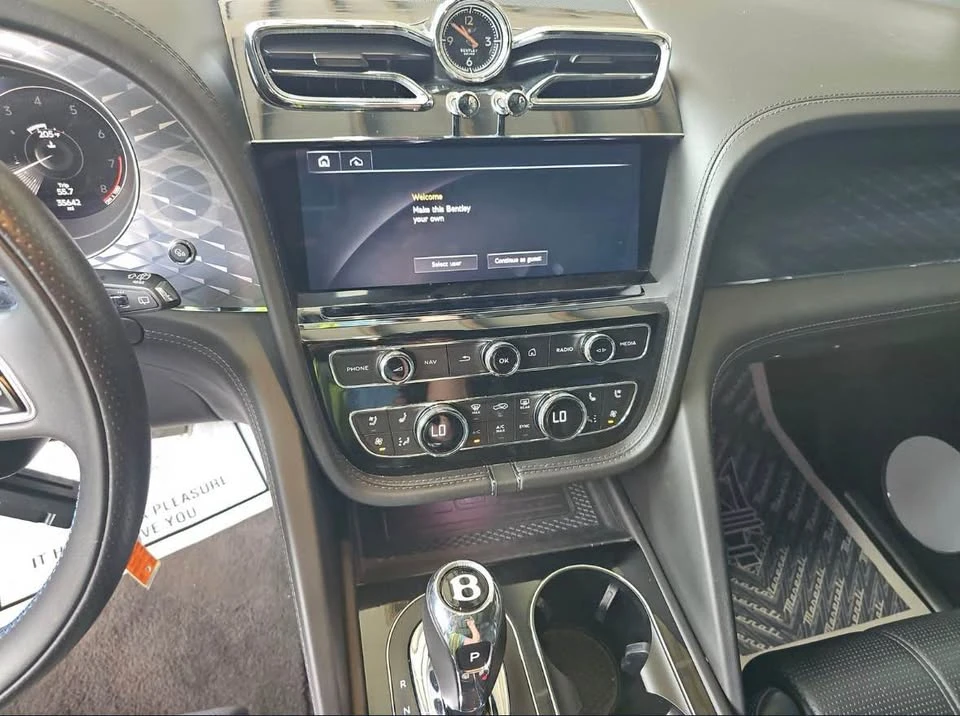 2022 Bentley Bentayga - Image 10 of 14