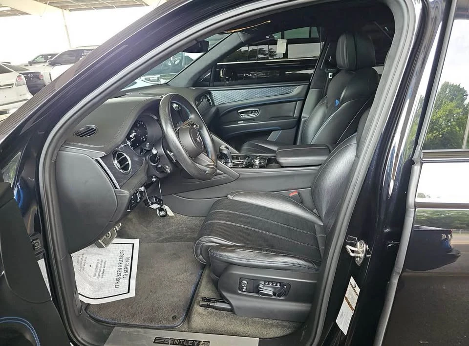 2022 Bentley Bentayga - Image 7 of 14