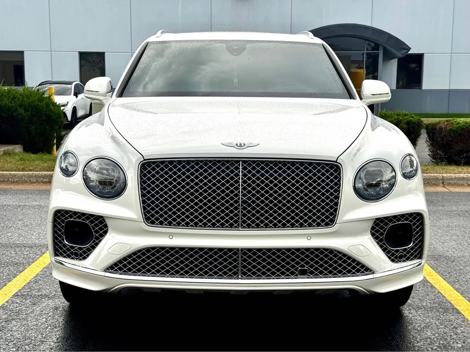 2022 Bentley Bentayga - Image 2 of 20