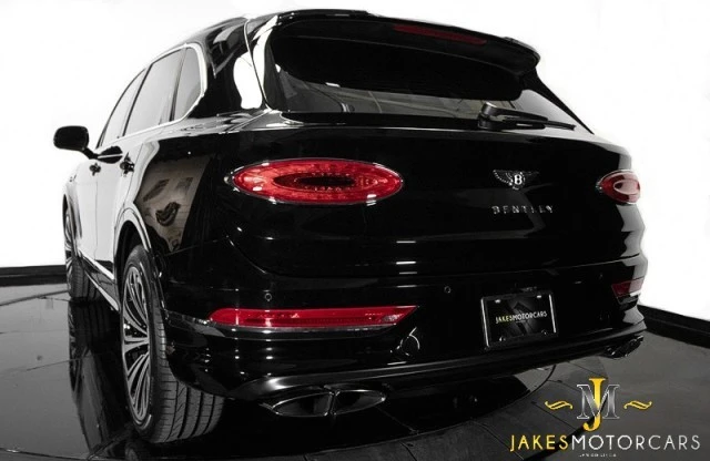 2022 Bentley Bentayga - Image 10 of 21