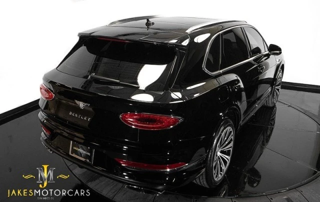 2022 Bentley Bentayga - Image 13 of 21