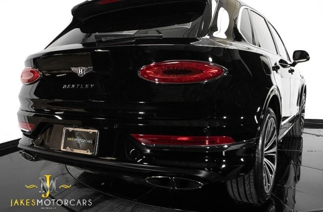 2022 Bentley Bentayga - Image 14 of 21