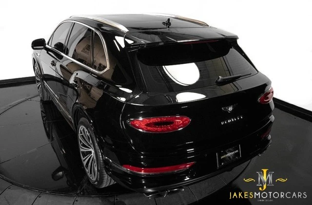 2022 Bentley Bentayga - Image 9 of 21