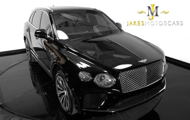 2022 Bentley Bentayga - Image 18 of 21