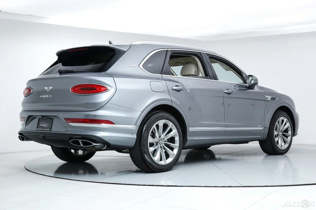 2022 Bentley Bentayga - Image 6 of 21