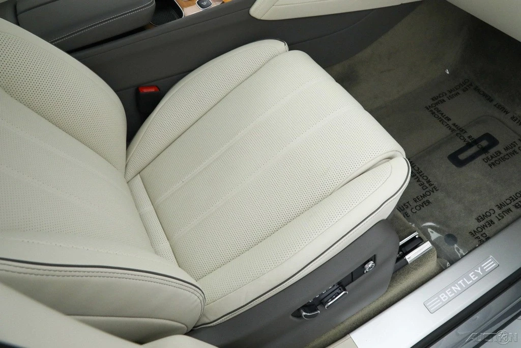 2022 Bentley Bentayga - Image 20 of 21