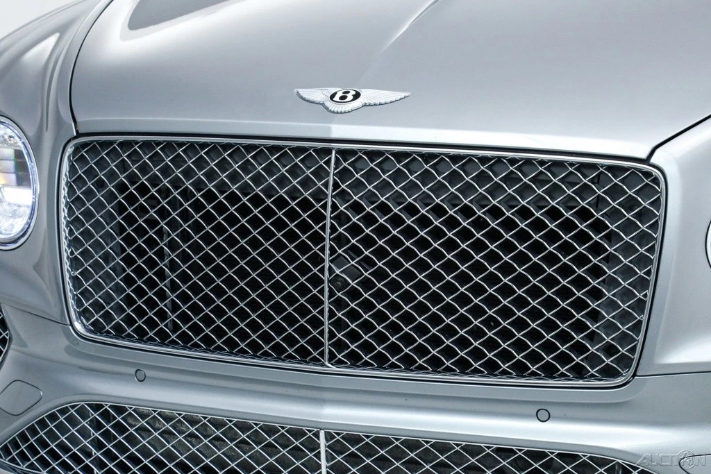 2022 Bentley Bentayga - Image 12 of 21