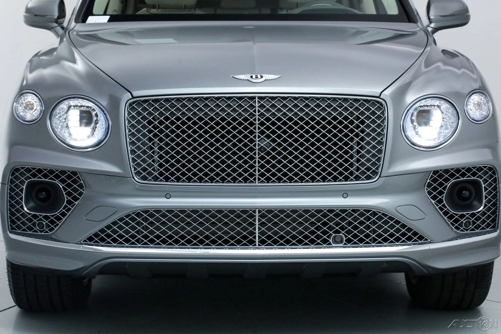 2022 Bentley Bentayga - Image 10 of 21