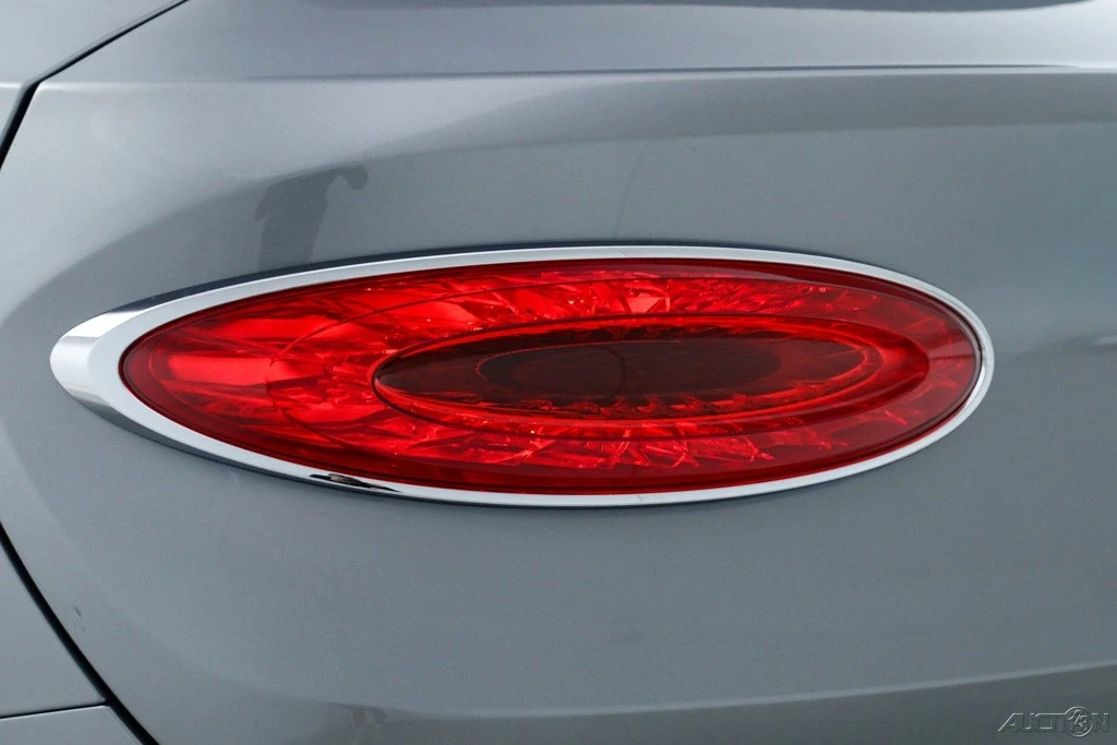 2022 Bentley Bentayga - Image 14 of 21