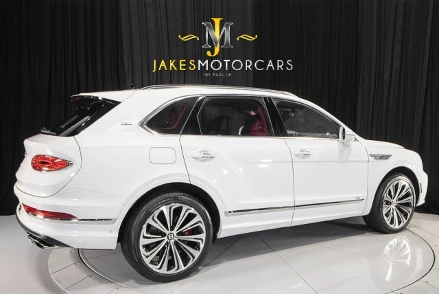2022 Bentley Bentayga - Image 10 of 21