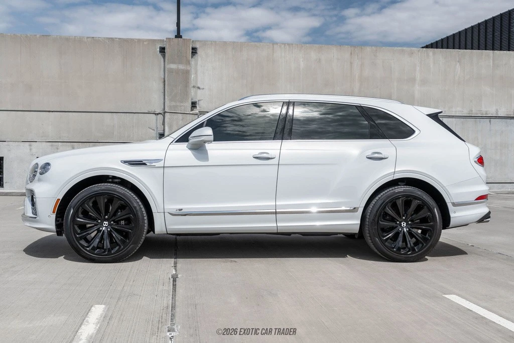 2022 Bentley Bentayga - Image 3 of 12
