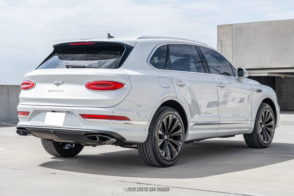 2022 Bentley Bentayga - Image 8 of 12