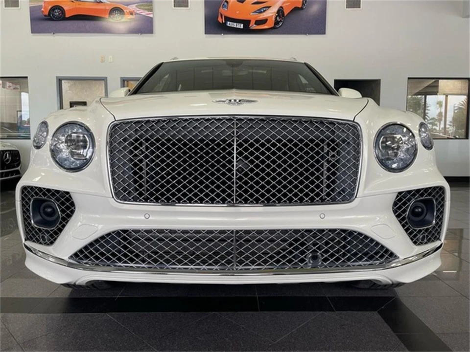 2022 Bentley Bentayga - Image 8 of 31