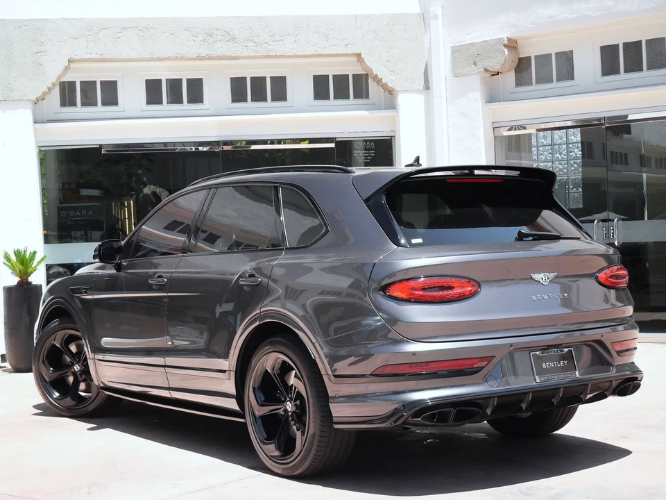 2022 Bentley Bentayga - Image 3 of 26