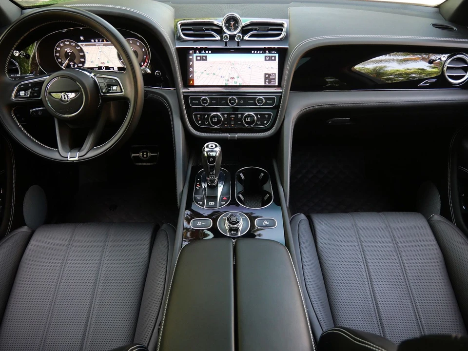 2022 Bentley Bentayga - Image 4 of 26