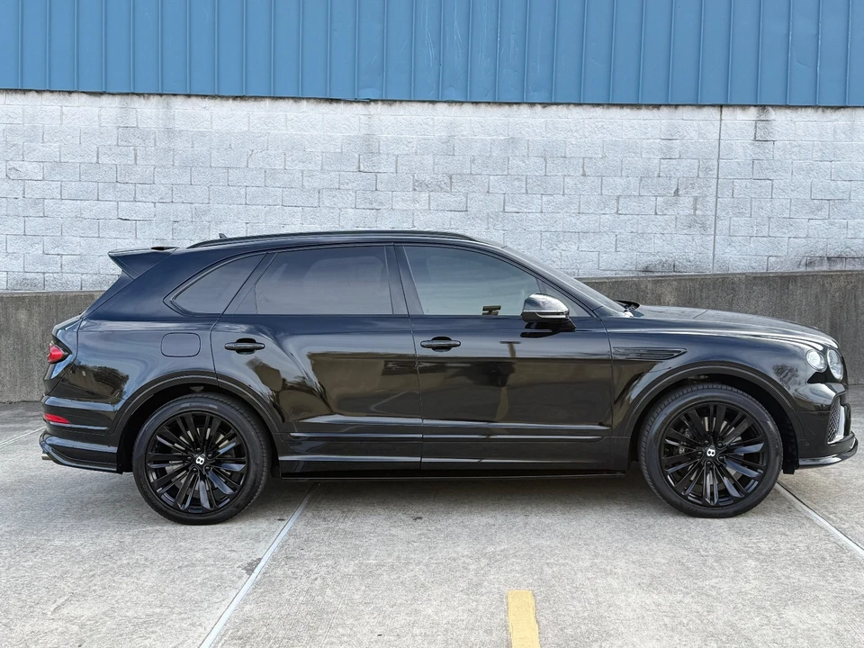 2022 Bentley Bentayga Speed - Image 7 of 21