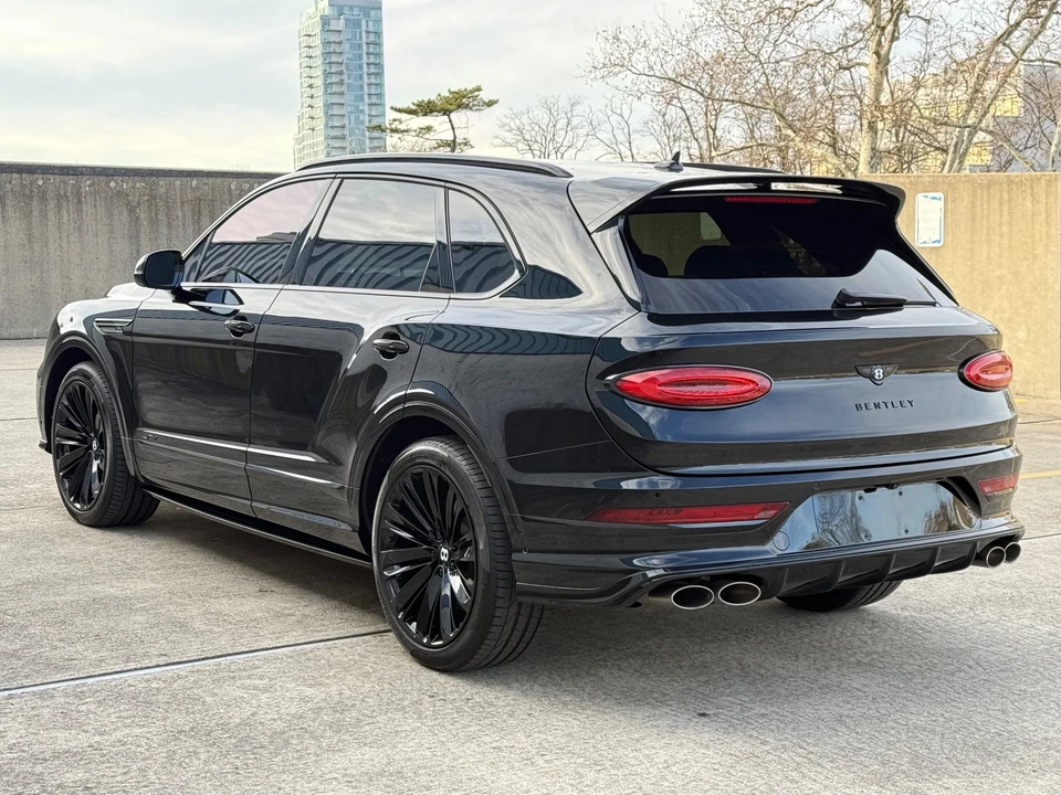 2022 Bentley Bentayga Speed - Image 4 of 21
