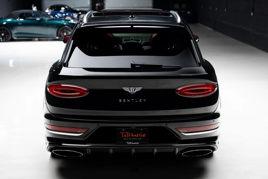 2022 Bentley Bentayga Speed - Image 25 of 31