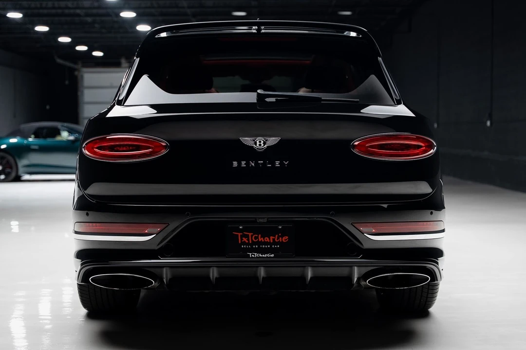 2022 Bentley Bentayga Speed - Image 27 of 31